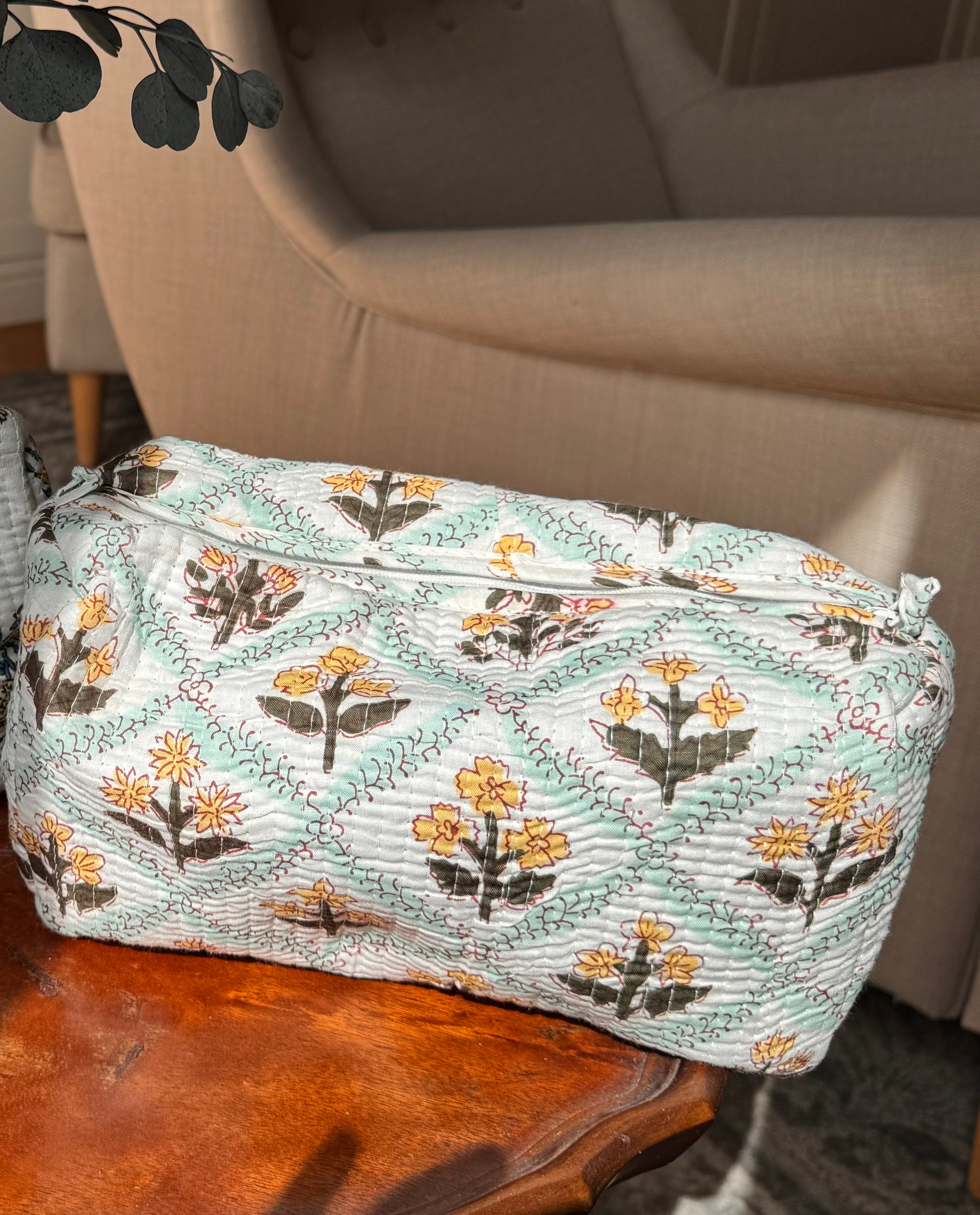 Neceser - Azul y Blanco Floral