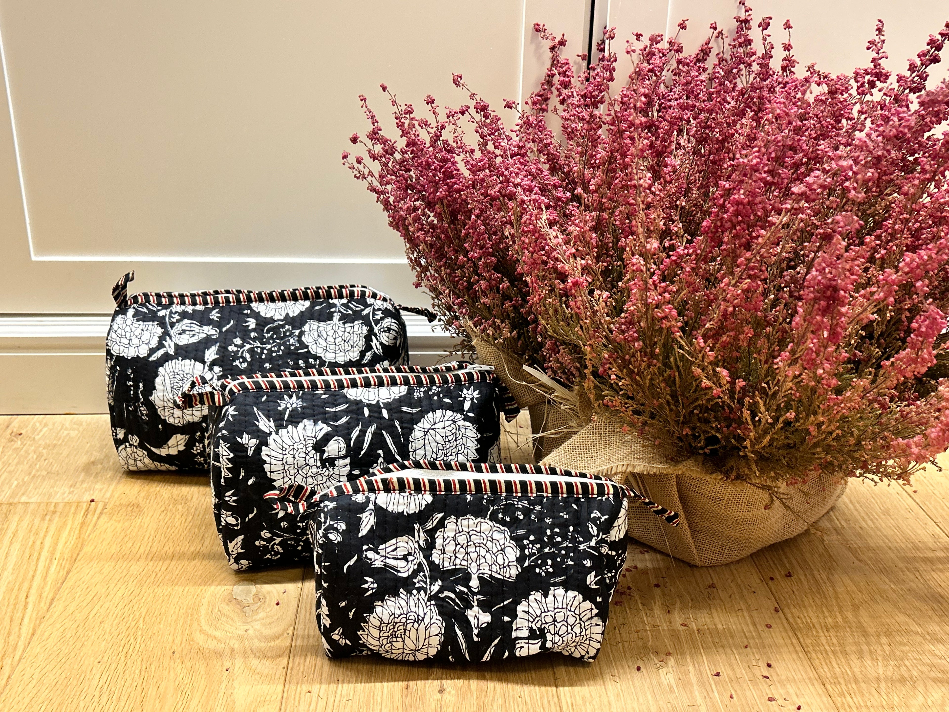 Neceser - Retro Bunch of Flowers