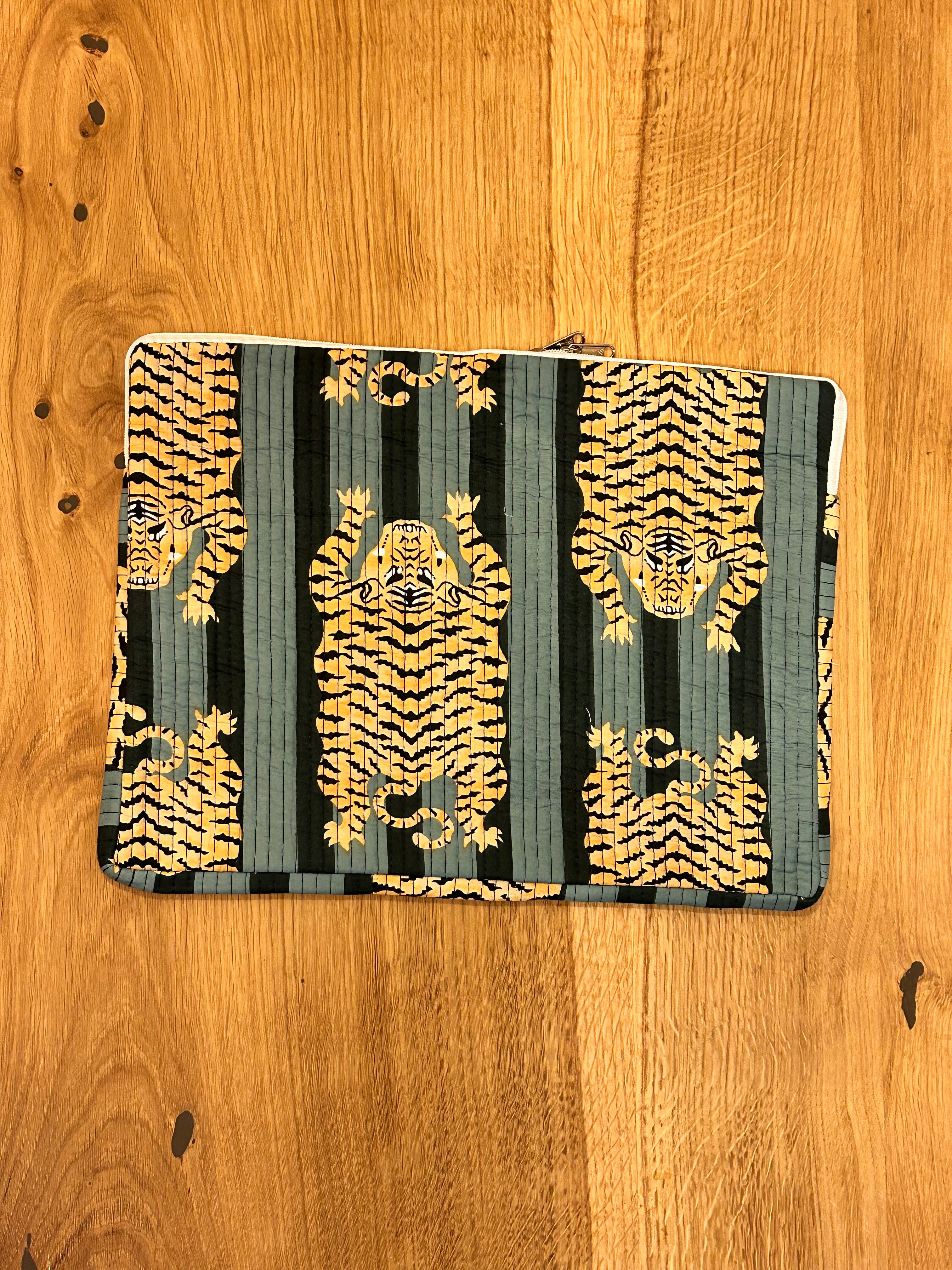 Funda Ordenador - Savage of Nature