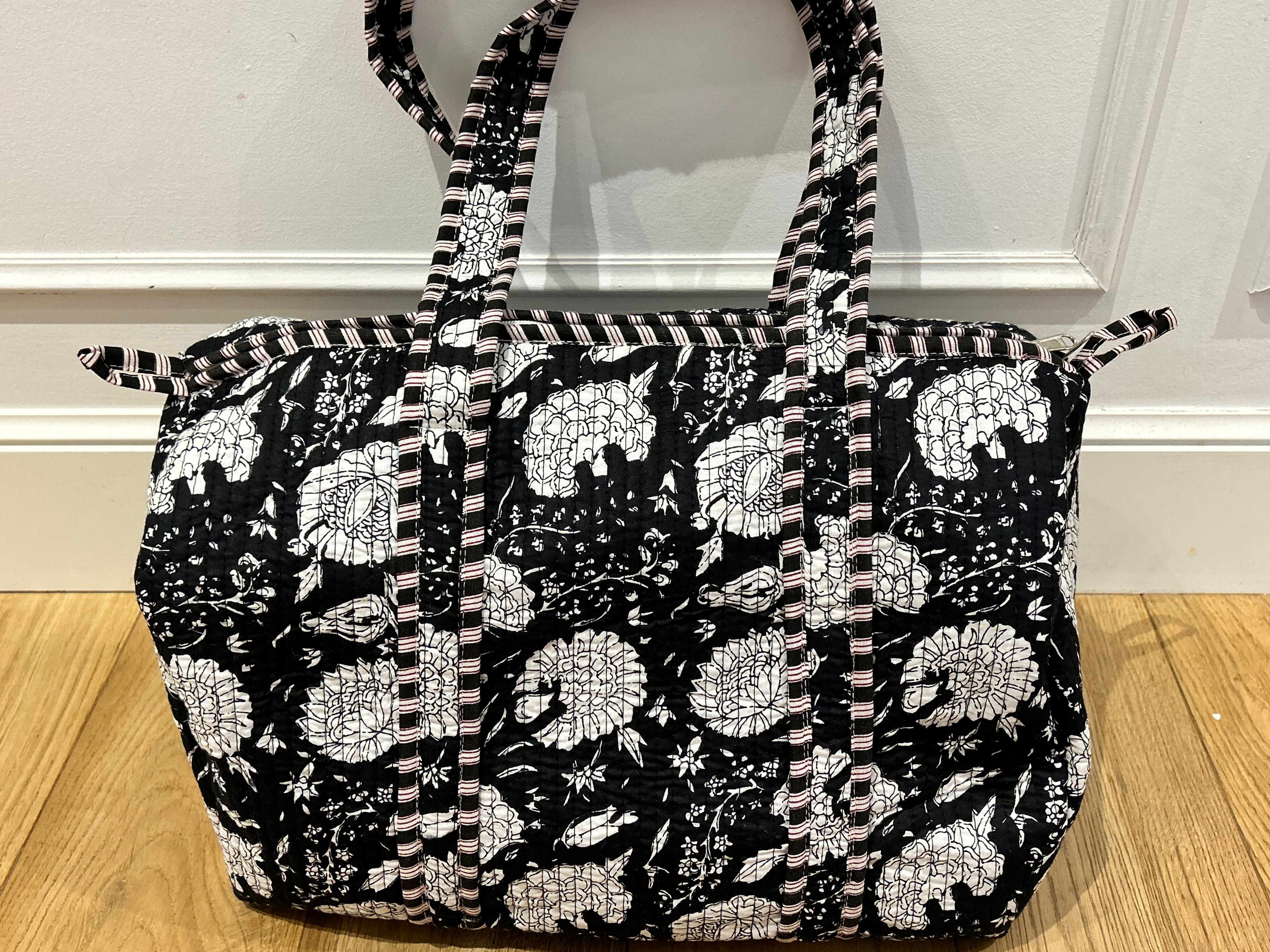 Bolso Viaje - Retro Bunch of Flowers